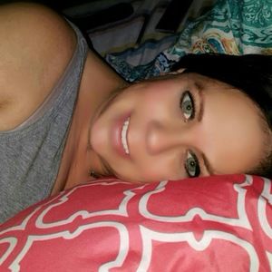 Meet your Posher, Lorrie